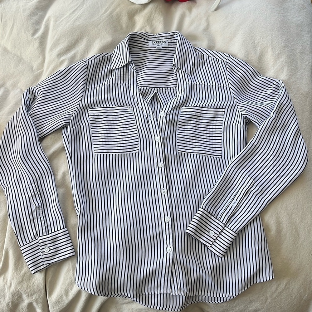 Express XS Slim Fit Button up